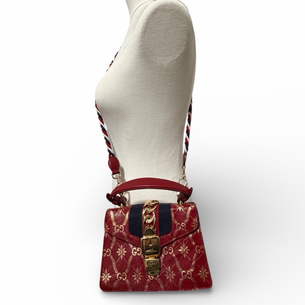 Gucci Sylvie Textured Gold Foil Pattern Mini Top Handle Bag – Hibiscus Red - Picture 4 of 16